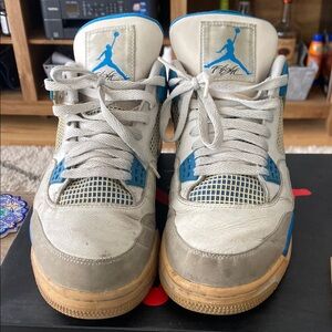 JORDAN MILITARY 4’s